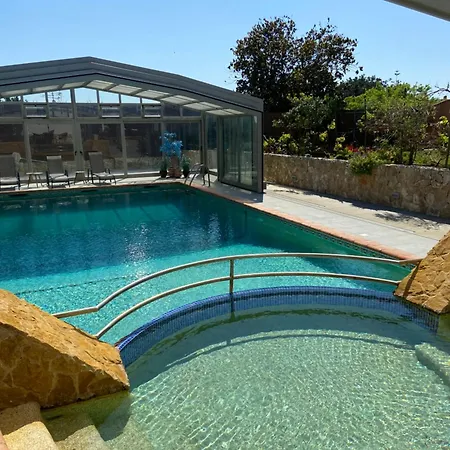 Rosas Appartement Lagos